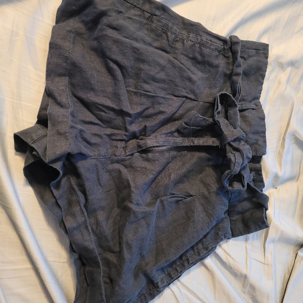 Linen Short